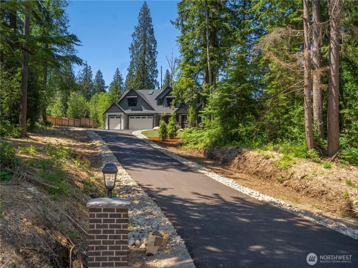 MLS #NWM2396573 image #0