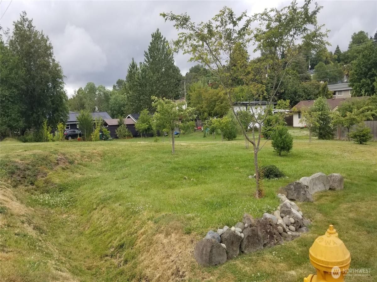 MLS #NWM2396586 image #0
