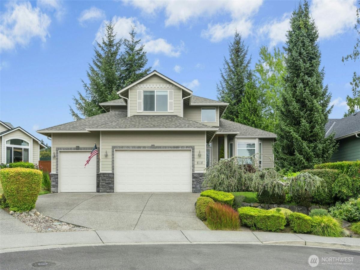 MLS #NWM2396637 image #0
