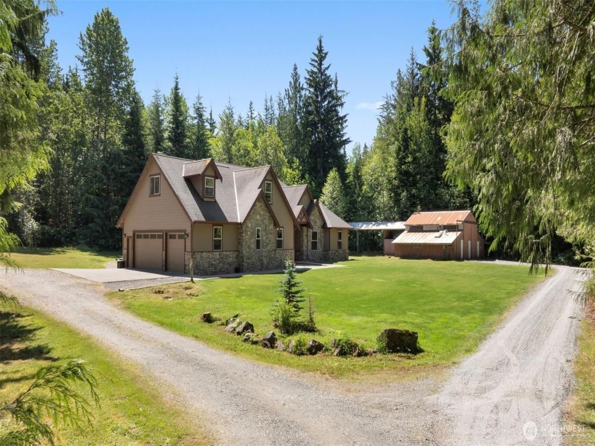 MLS #NWM2396846 image #0