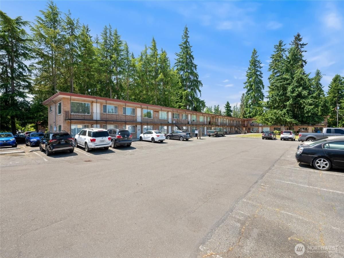 MLS #NWM2396882 image #0