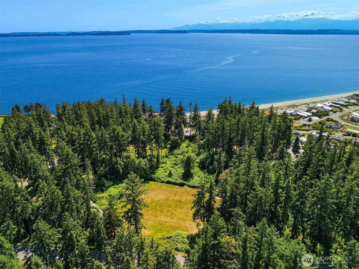 MLS #NWM2397162 image #0