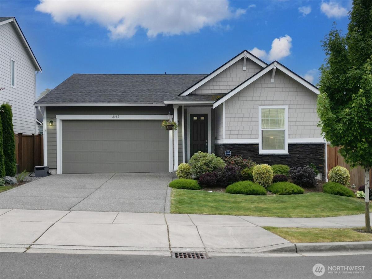 MLS #NWM2397237 image #0