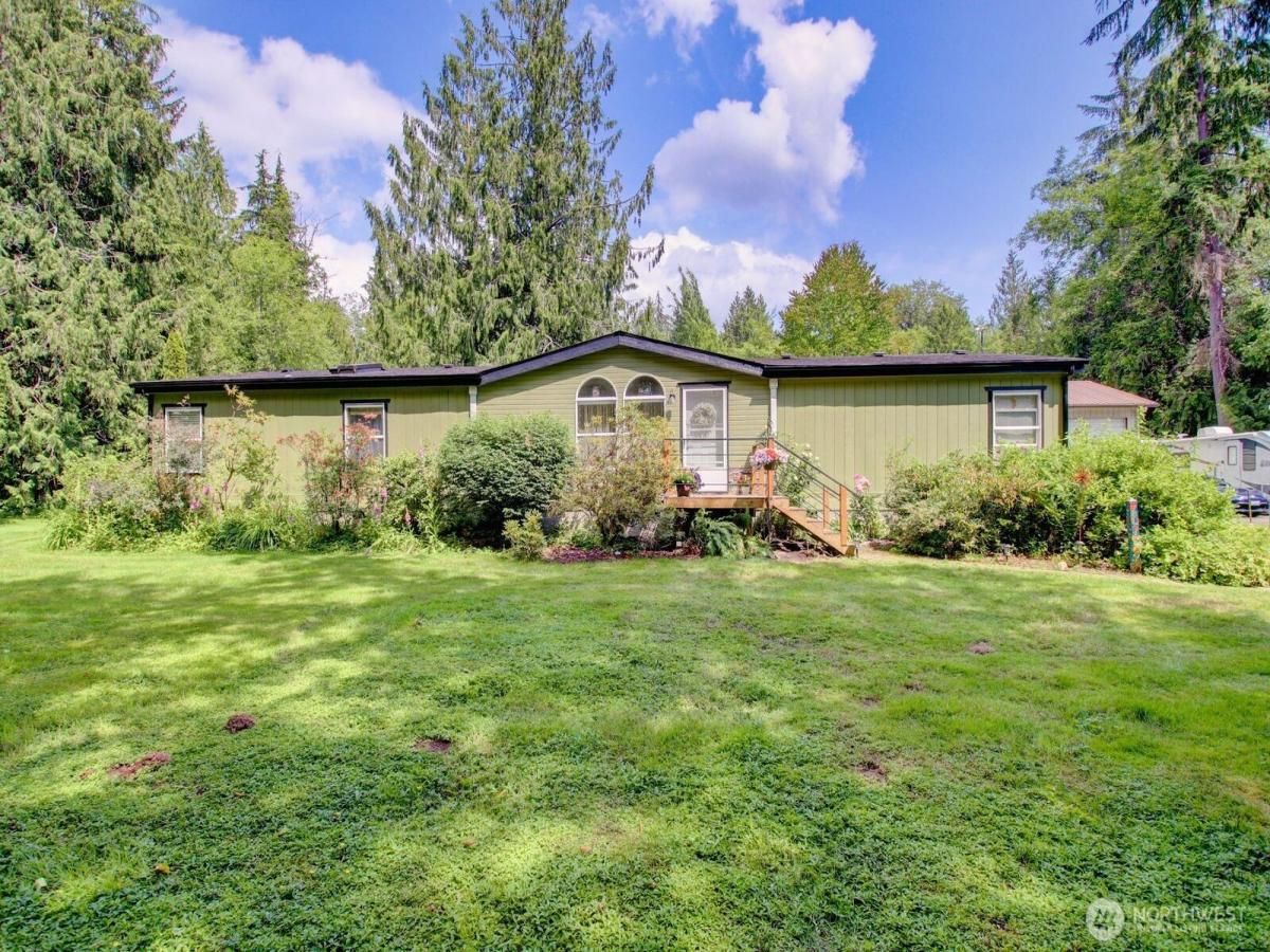 MLS #NWM2397467 image #0