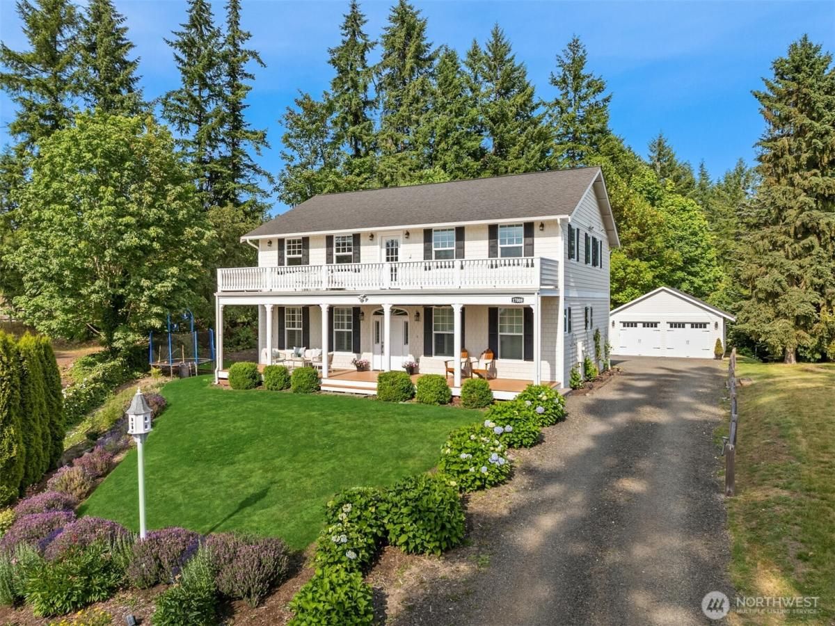 MLS #NWM2397543 image #0