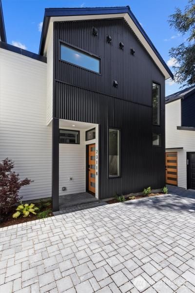 MLS #NWM2397625 image #0