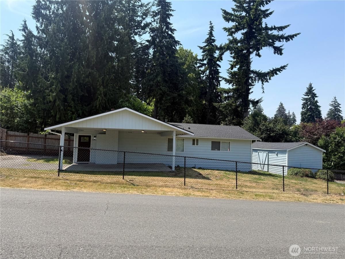 MLS #NWM2397740 image #0