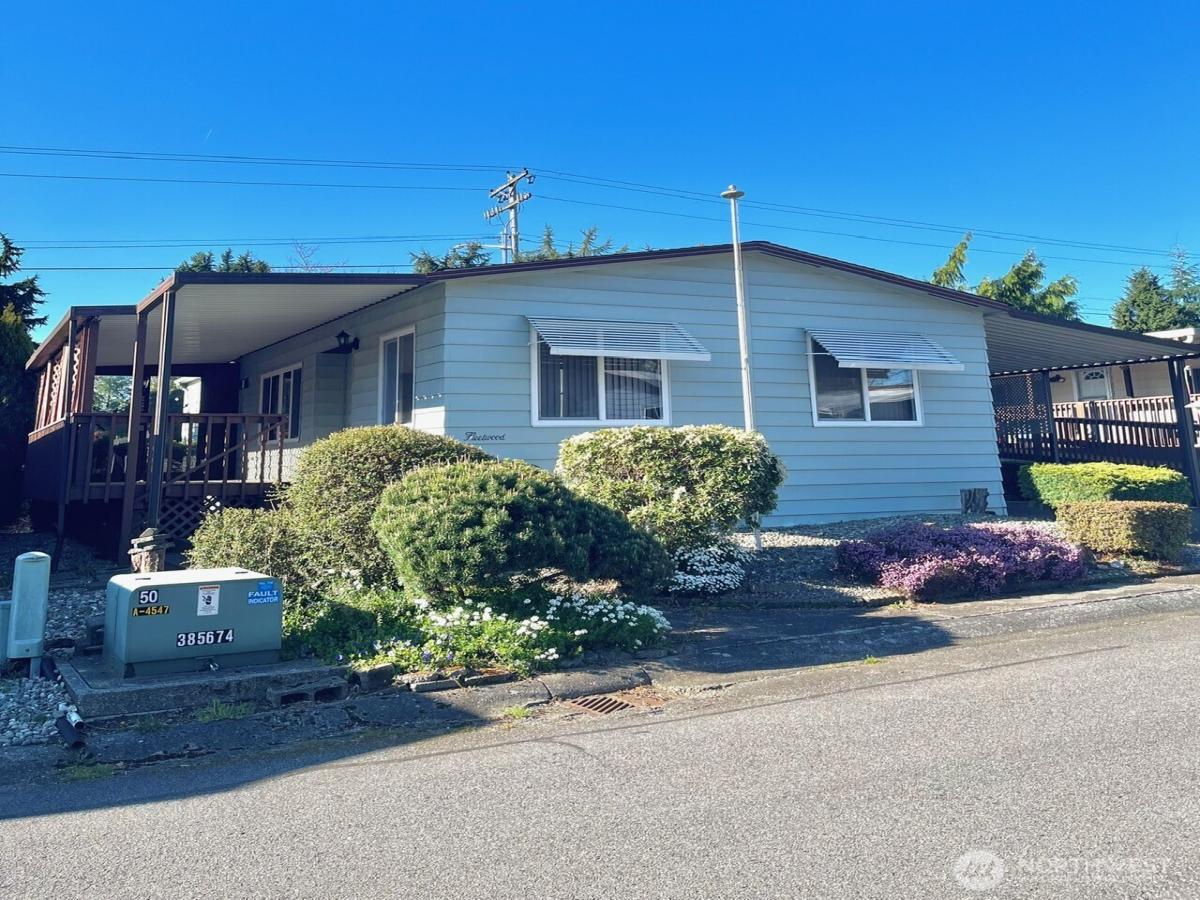 MLS #NWM2398139 image #0
