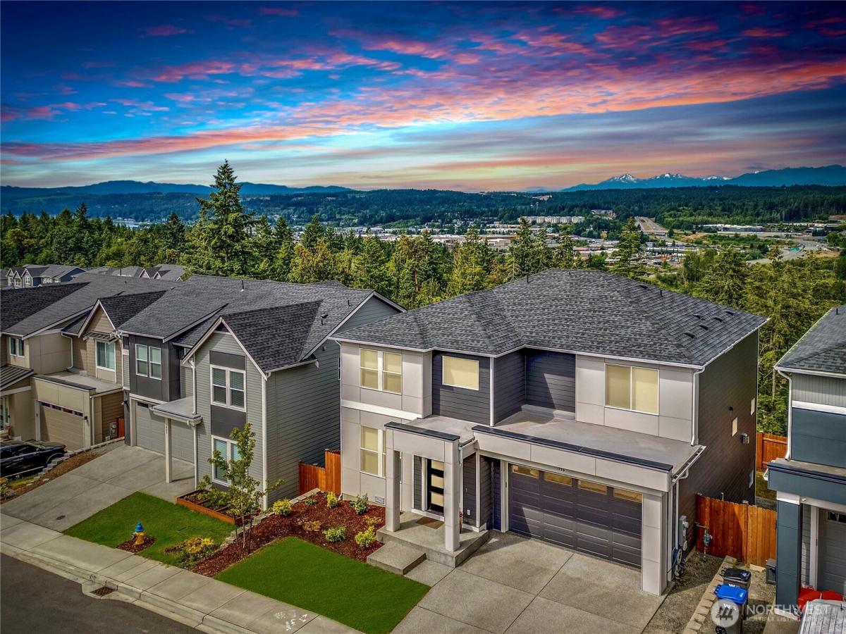 MLS #NWM2398493 image #0