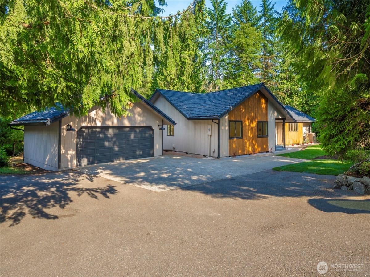 MLS #NWM2398501 image #0