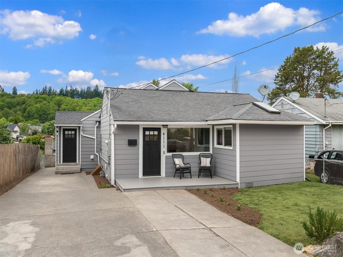 MLS #NWM2398567 image #0