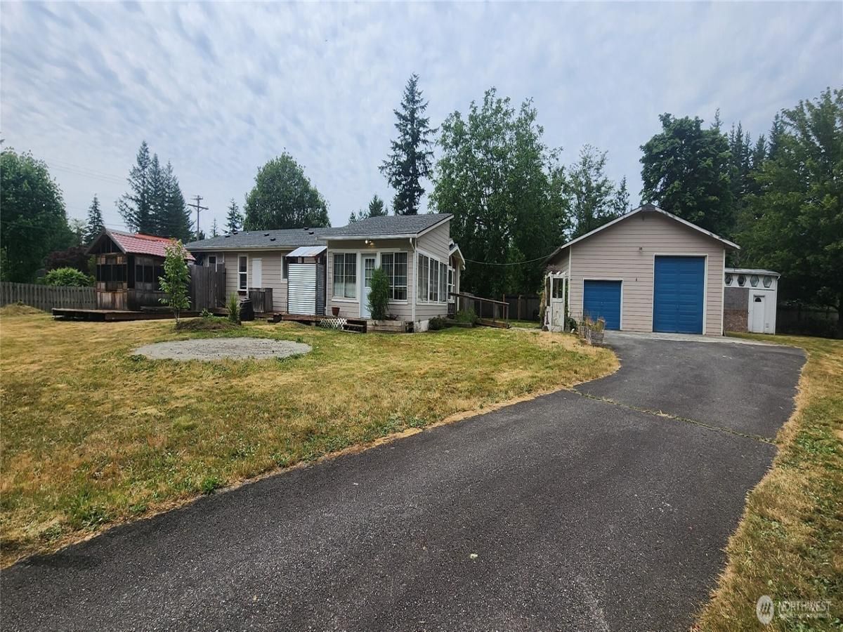 MLS #NWM2398598 image #0