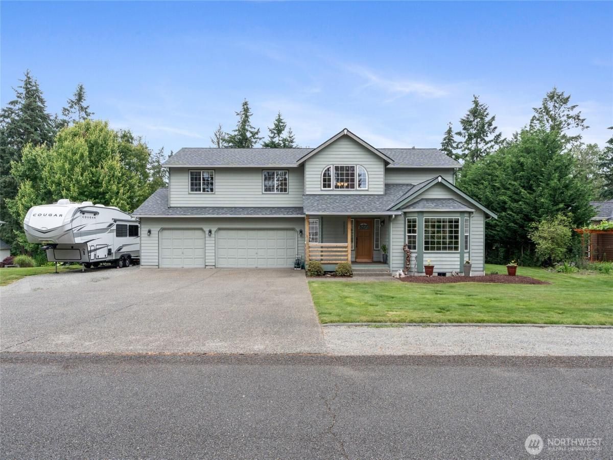 MLS #NWM2398644 image #0