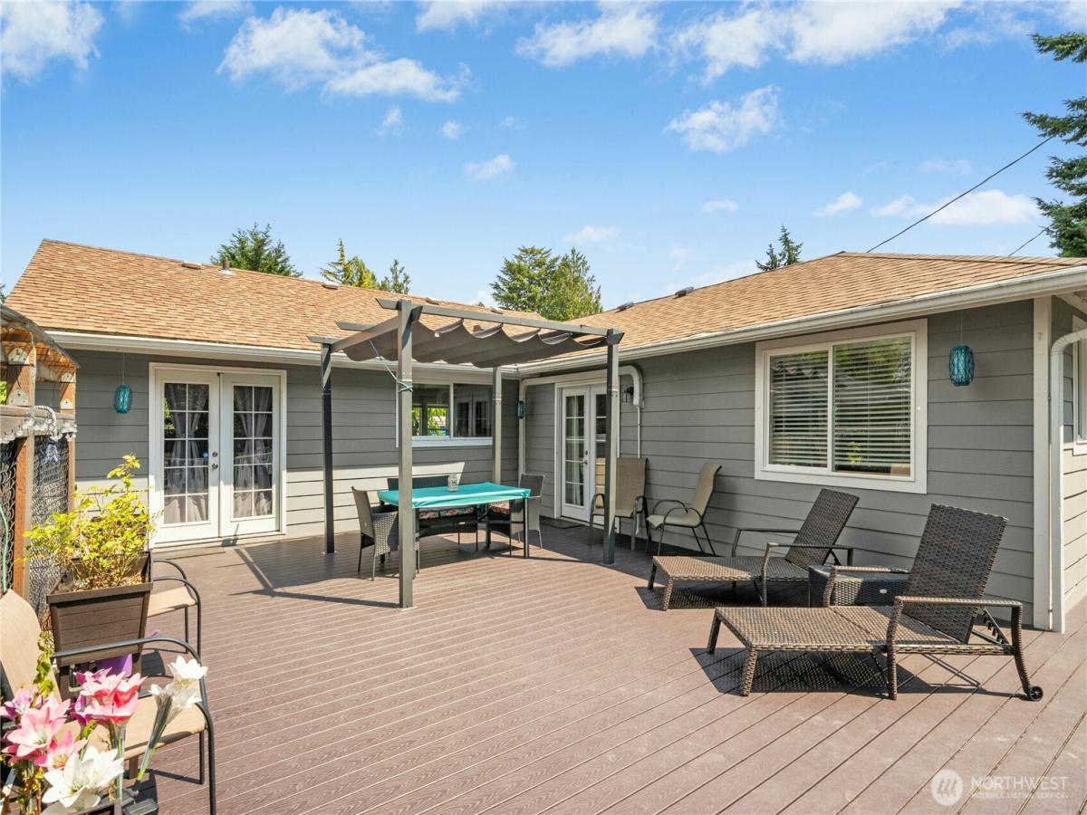 MLS #NWM2398652 image #0