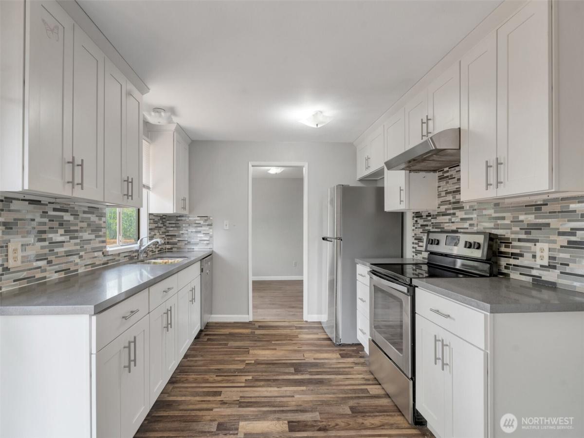 MLS #NWM2398726 image #0