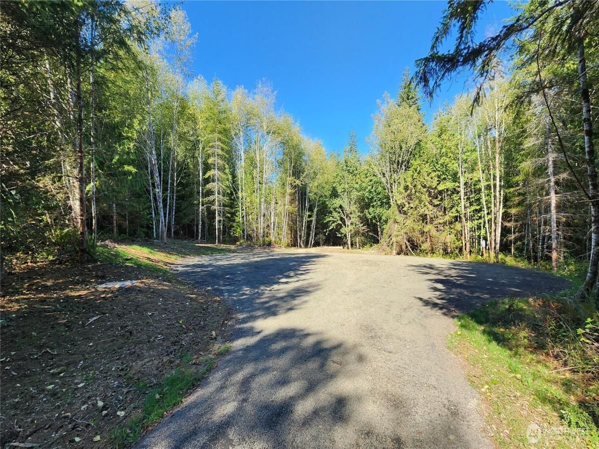 MLS #NWM2399234 image #0