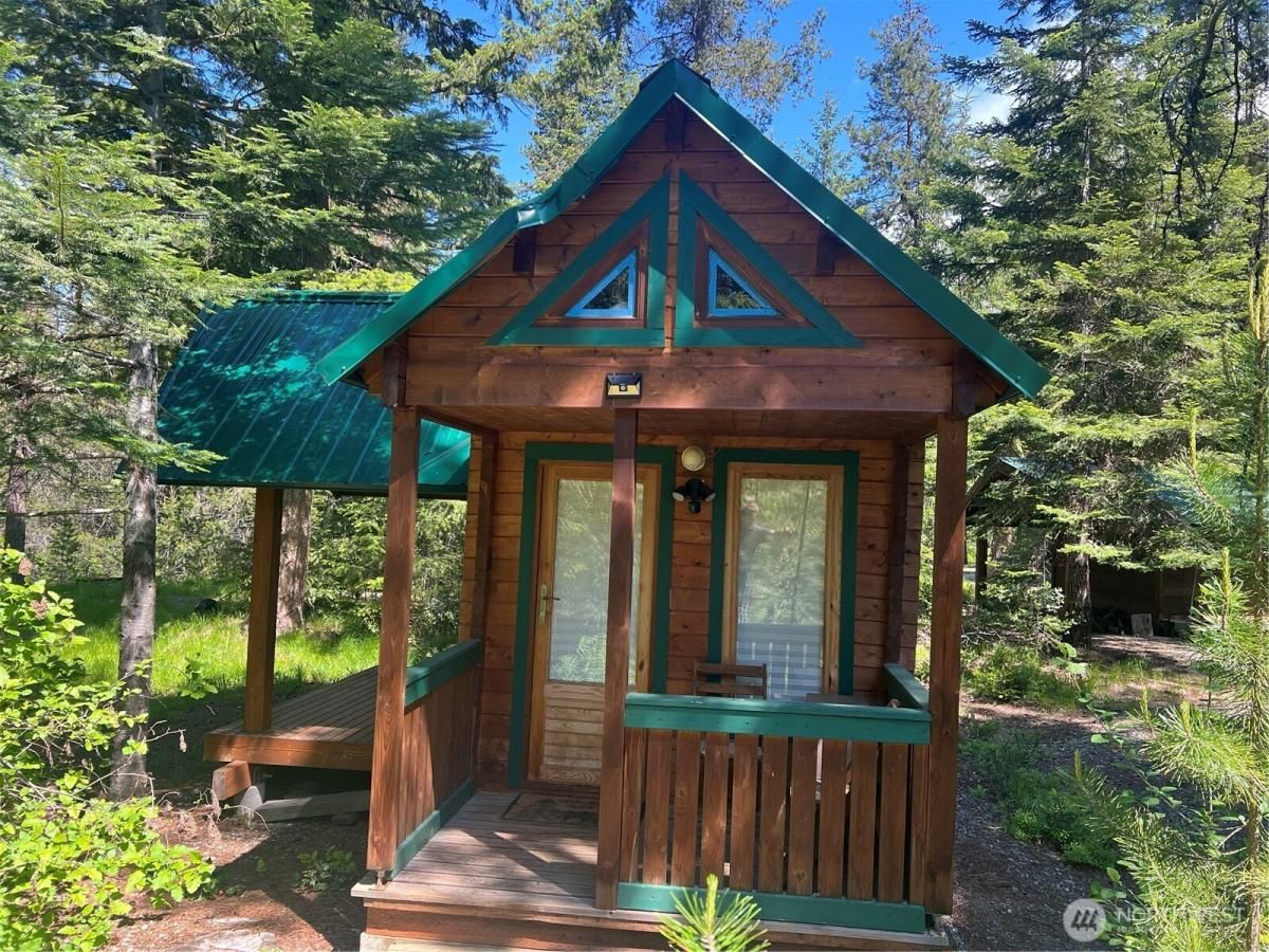 MLS #NWM2400325 image #0