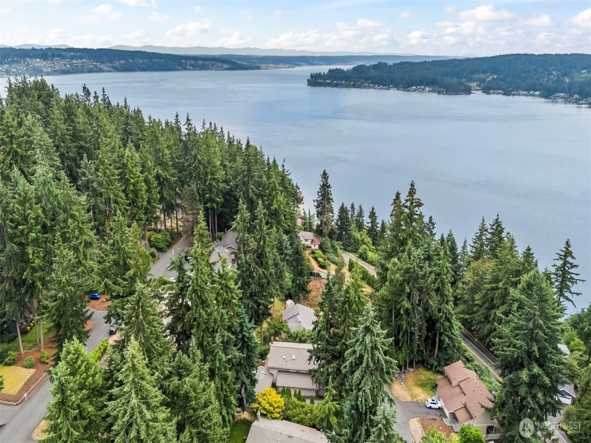 MLS #NWM2398586 image #0