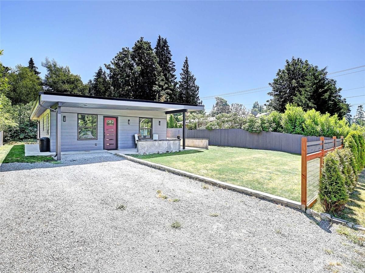 MLS #NWM2401549 image #0