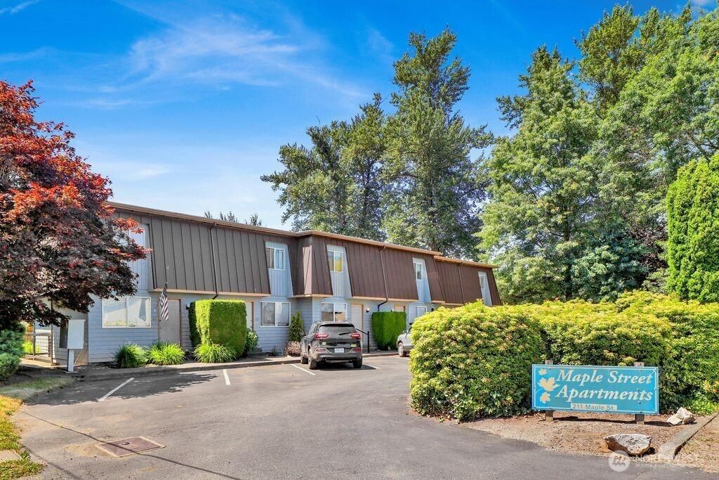 MLS #NWM2401804 image #0