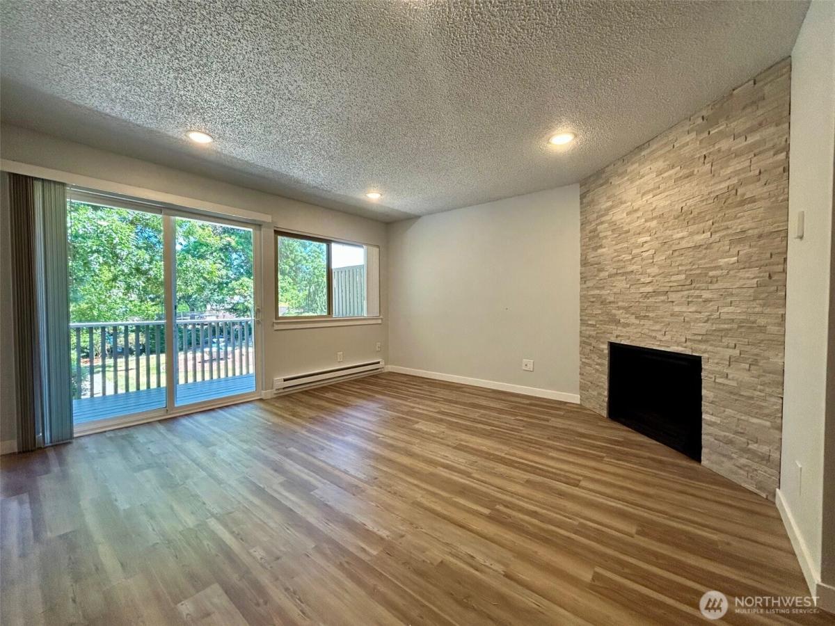 MLS #NWM2402220 image #0