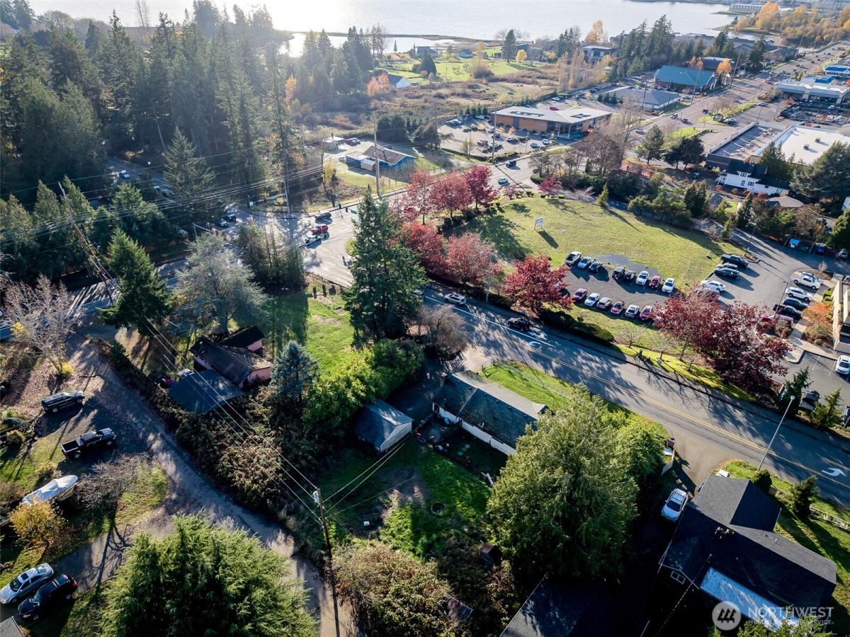 MLS #NWM2402495 image #0
