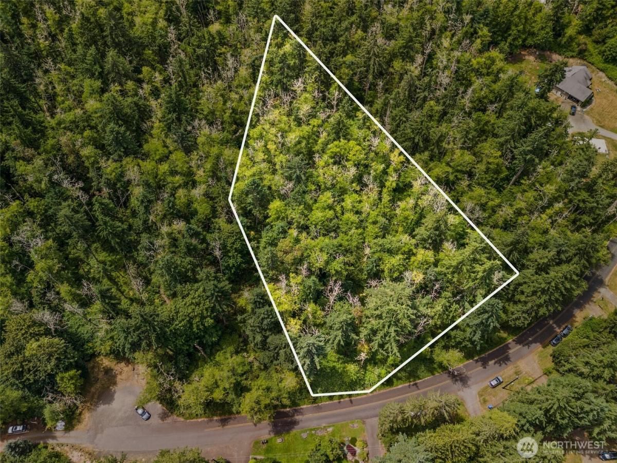 MLS #NWM2402561 image #0