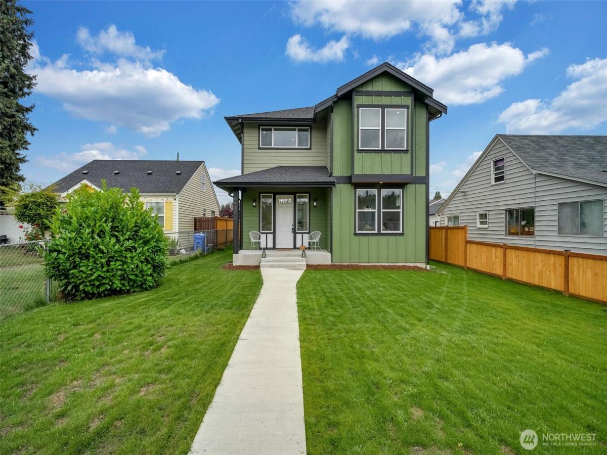 MLS #NWM2403092 image #0