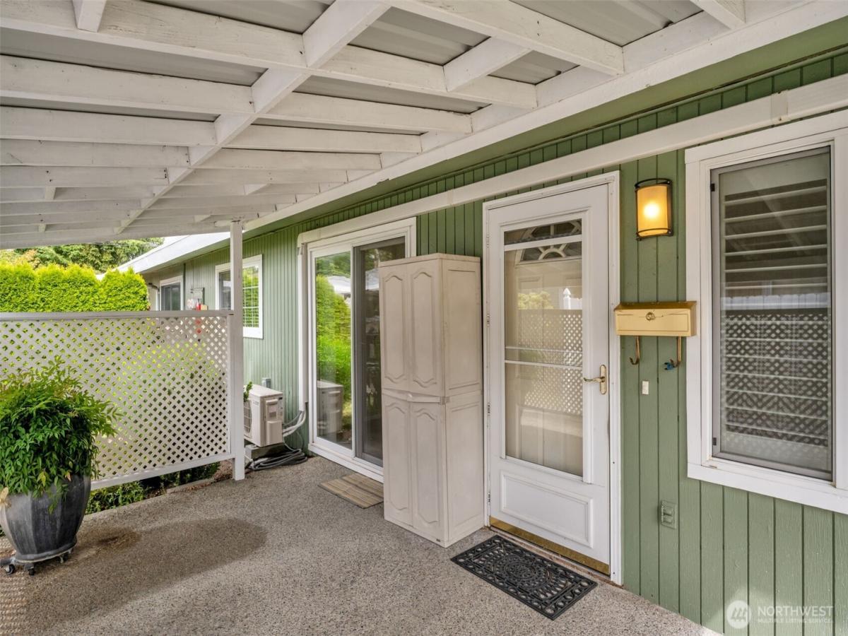 MLS #NWM2403242 image #0