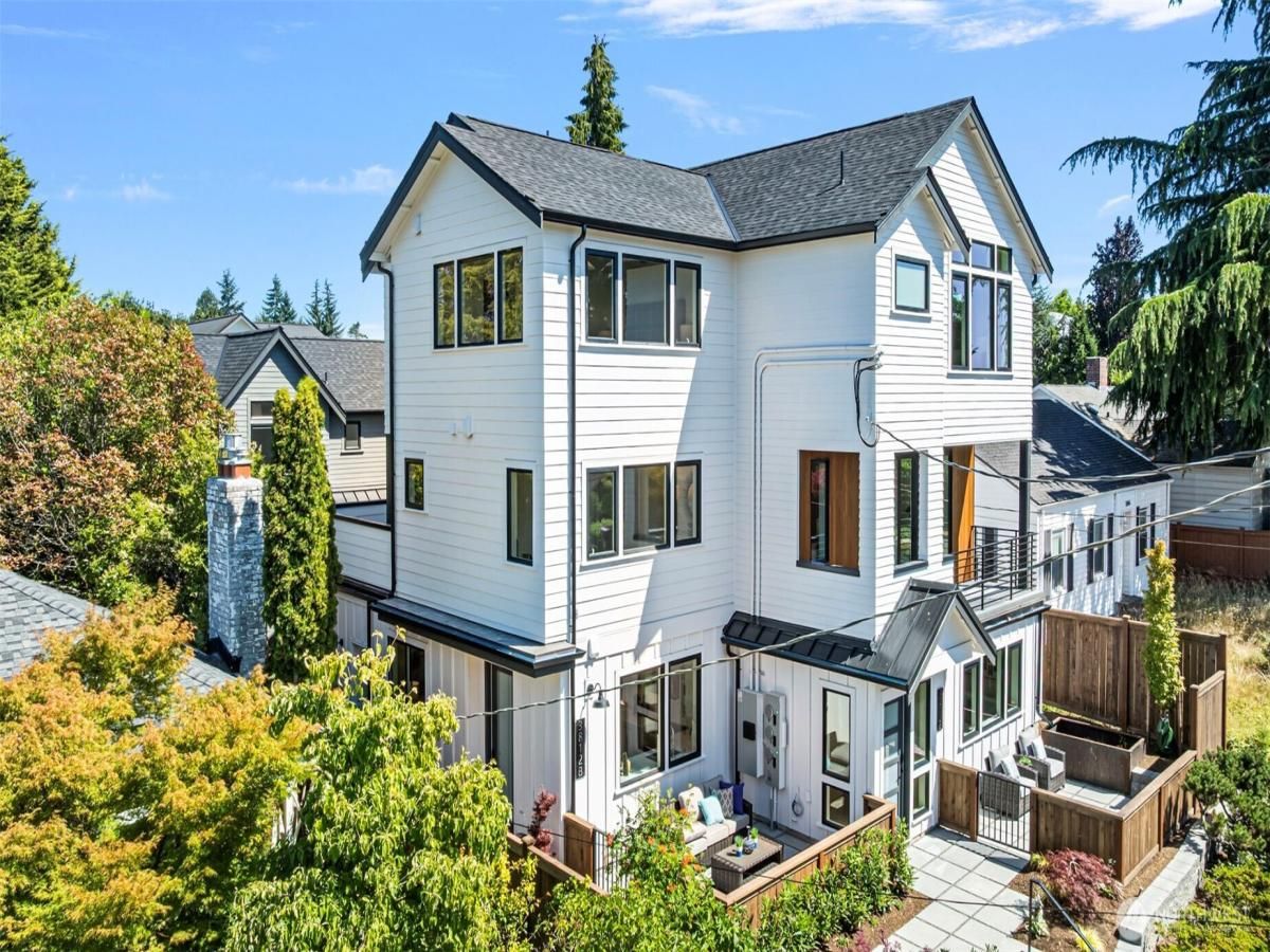 MLS #NWM2403599 image #0