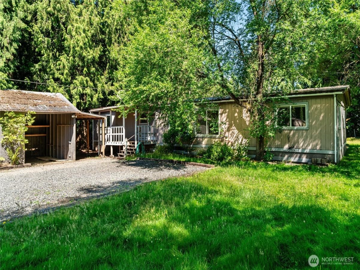 MLS #NWM2403943 image #0