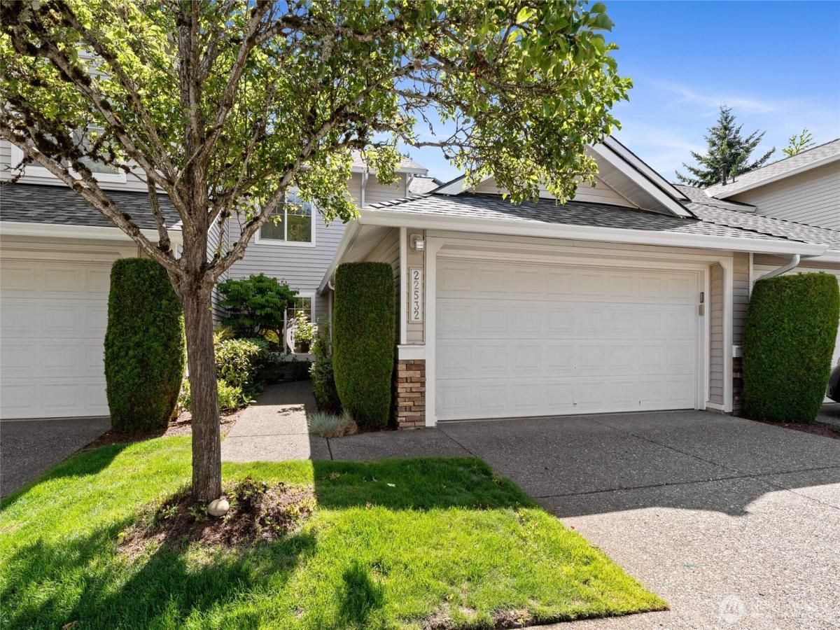 MLS #NWM2404329 image #0