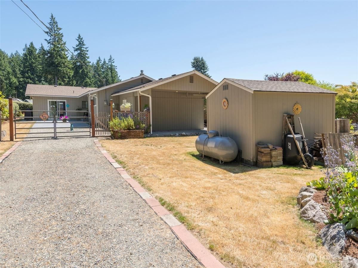 MLS #NWM2404463 image #0