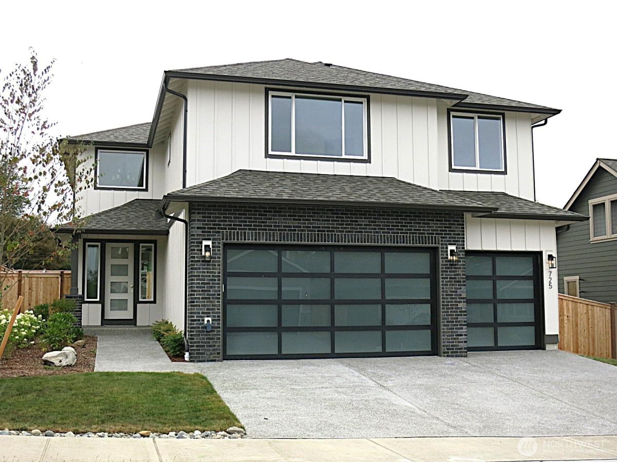 MLS #NWM2404722 image #0