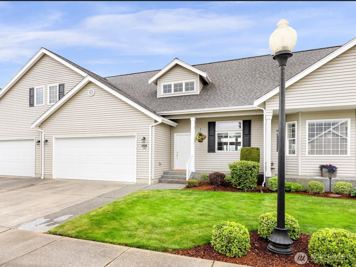 MLS #NWM2404966 image #0