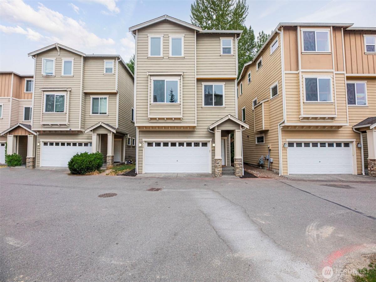 MLS #NWM2405254 image #0