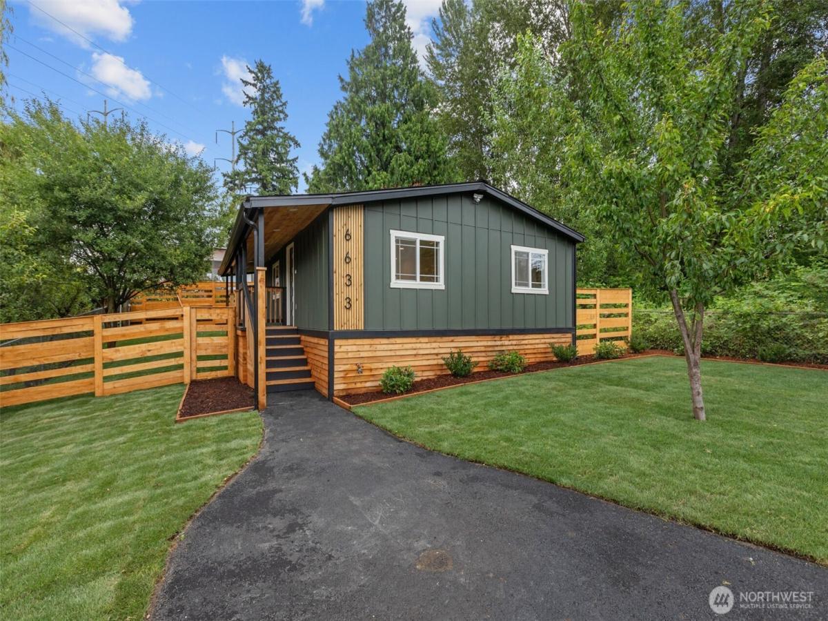 MLS #NWM2405299 image #0