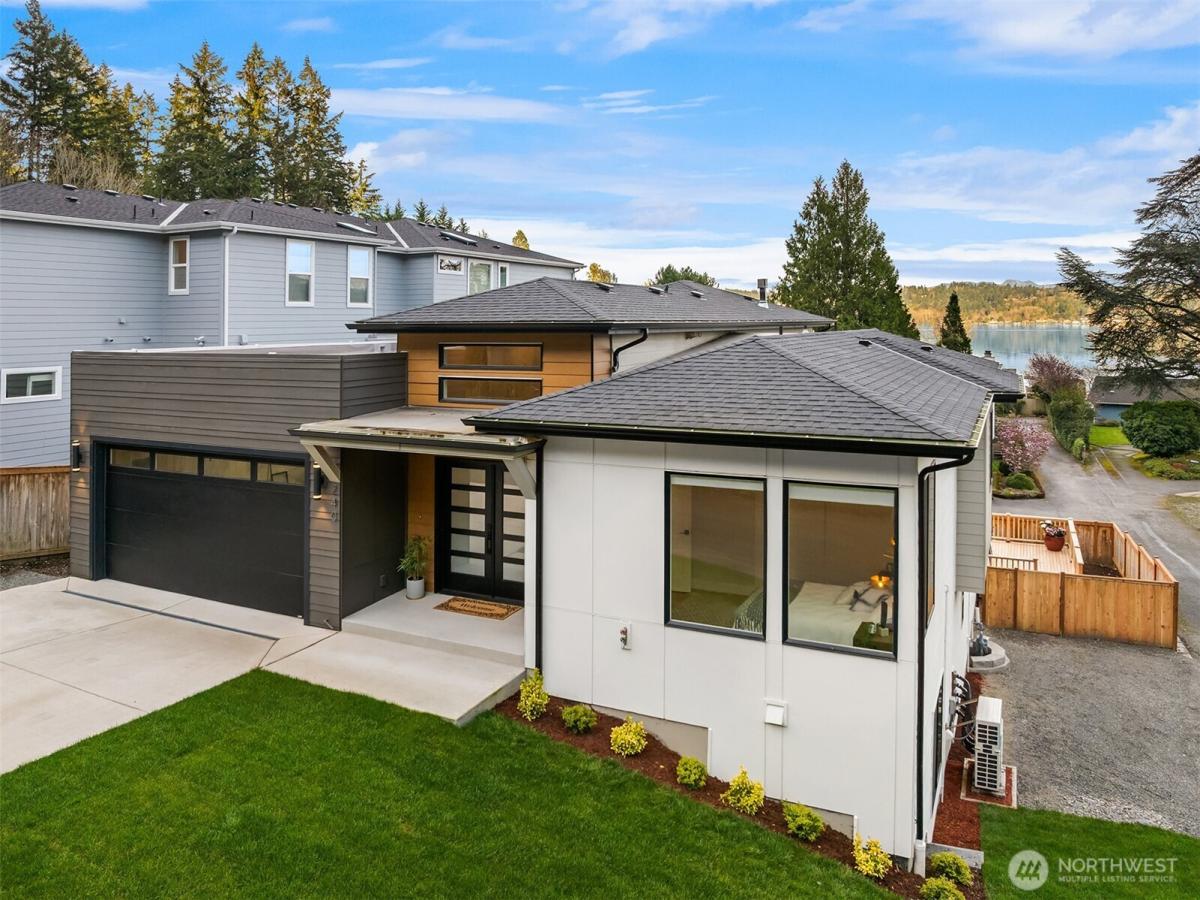 MLS #NWM2405473 image #0