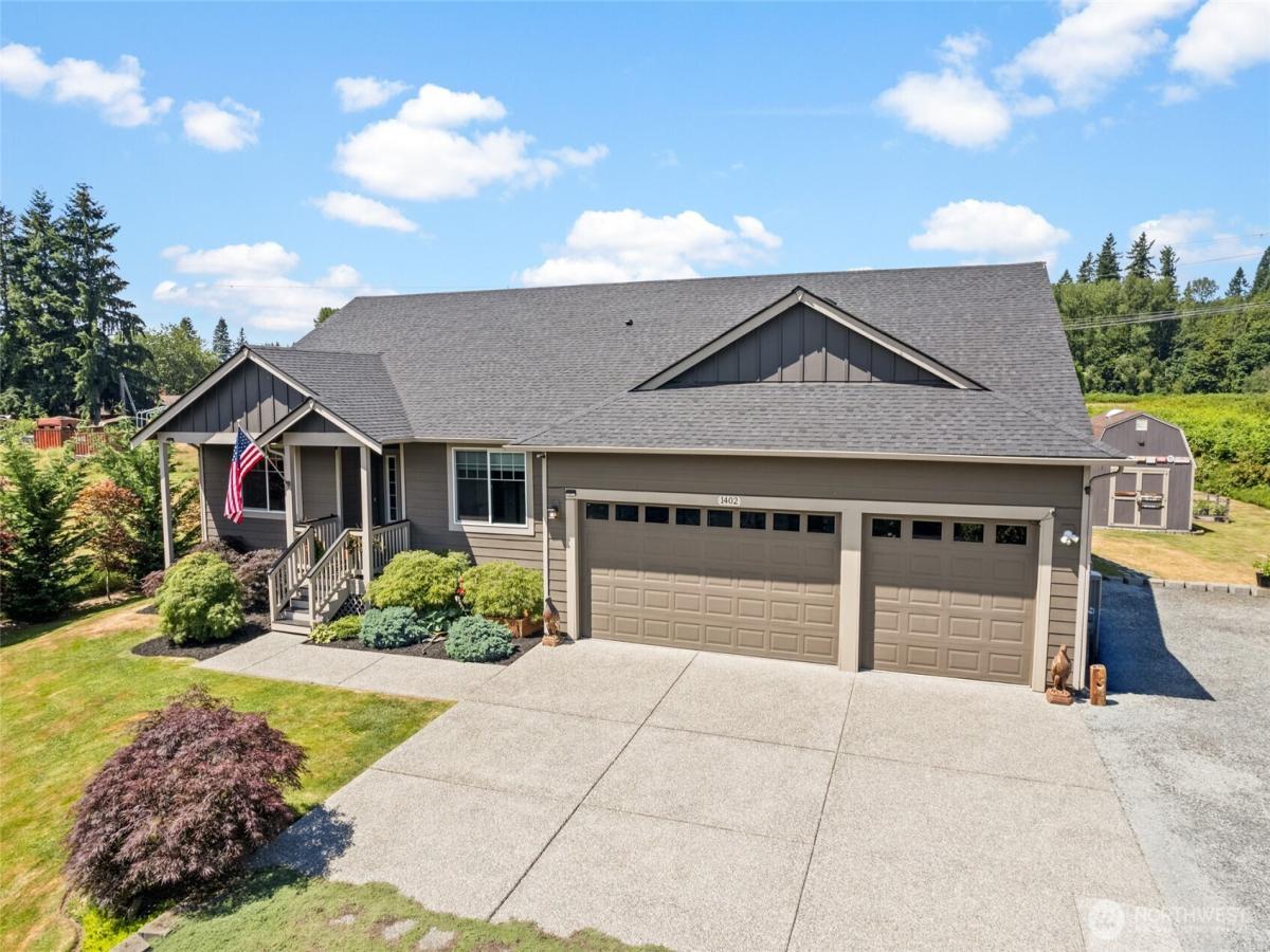 MLS #NWM2406553 image #0