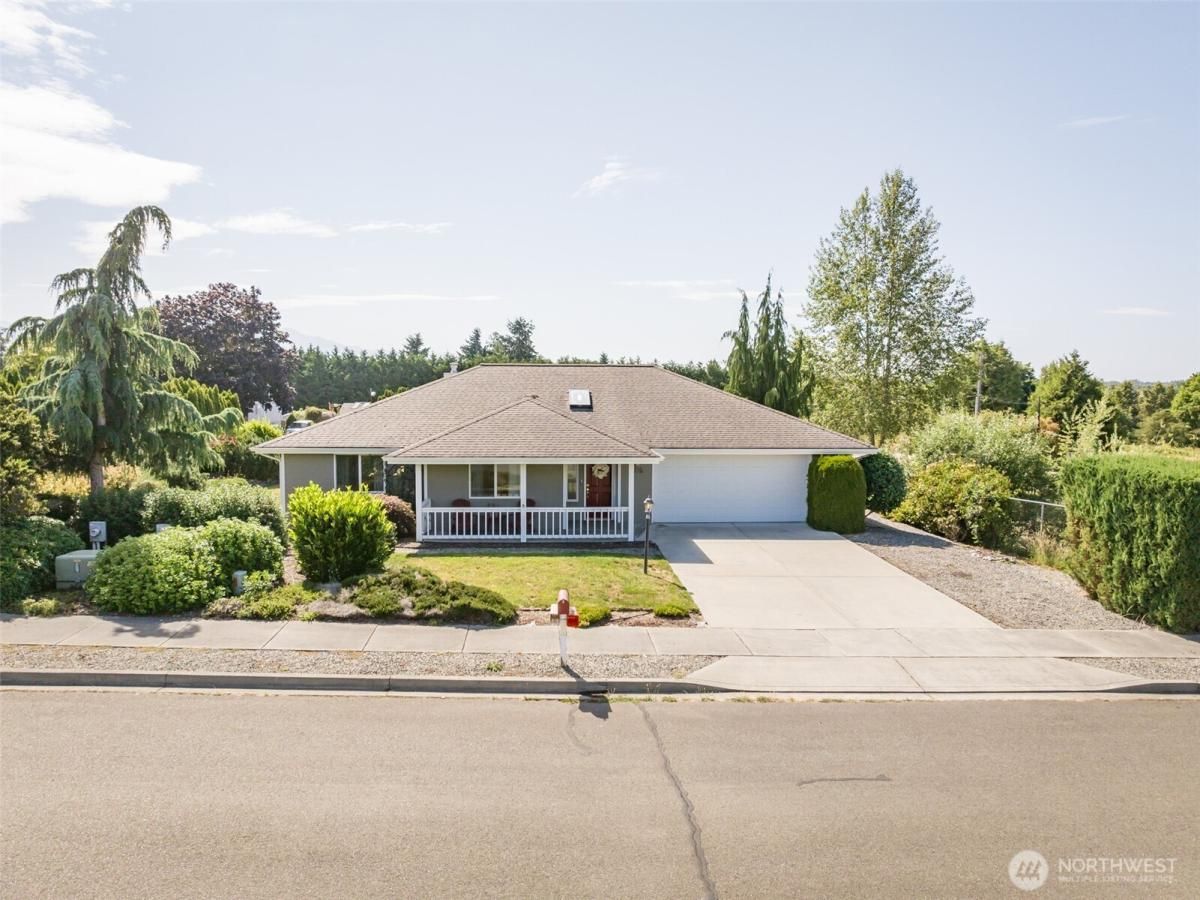 MLS #NWM2406866 image #0
