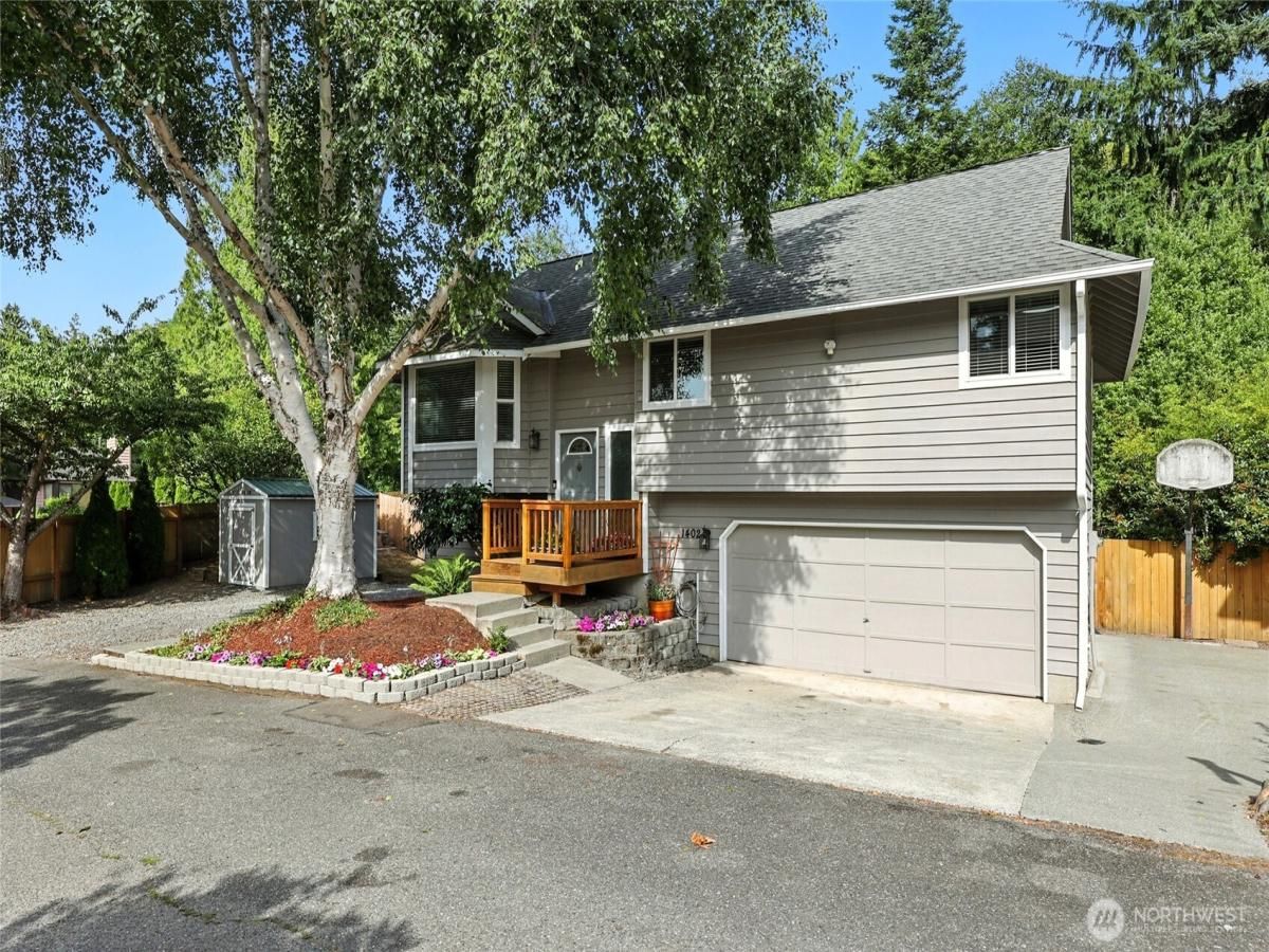 MLS #NWM2406872 image #0