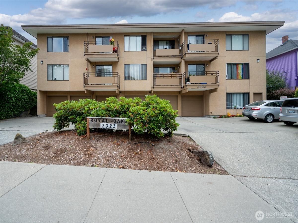 MLS #NWM2407341 image #0