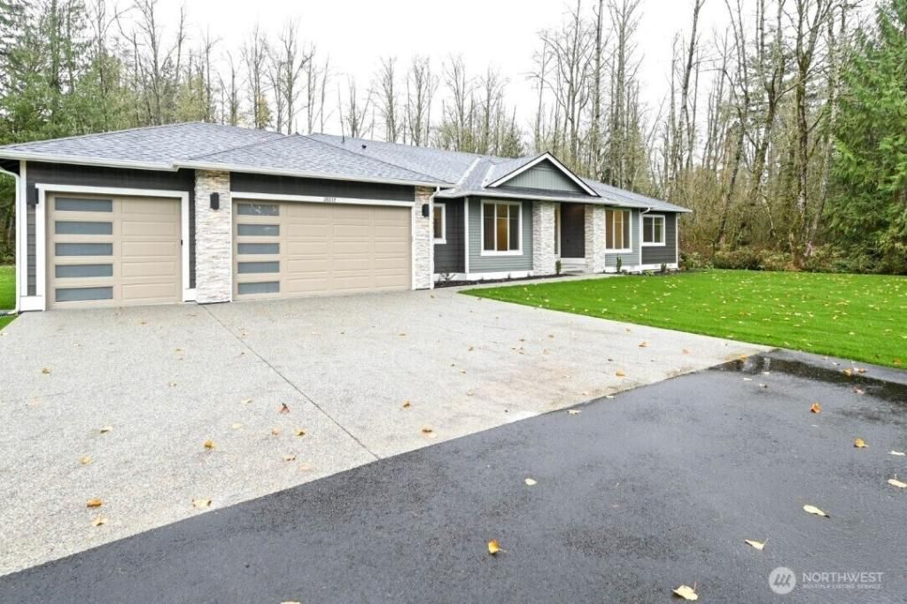 MLS #NWM2408075 image #0