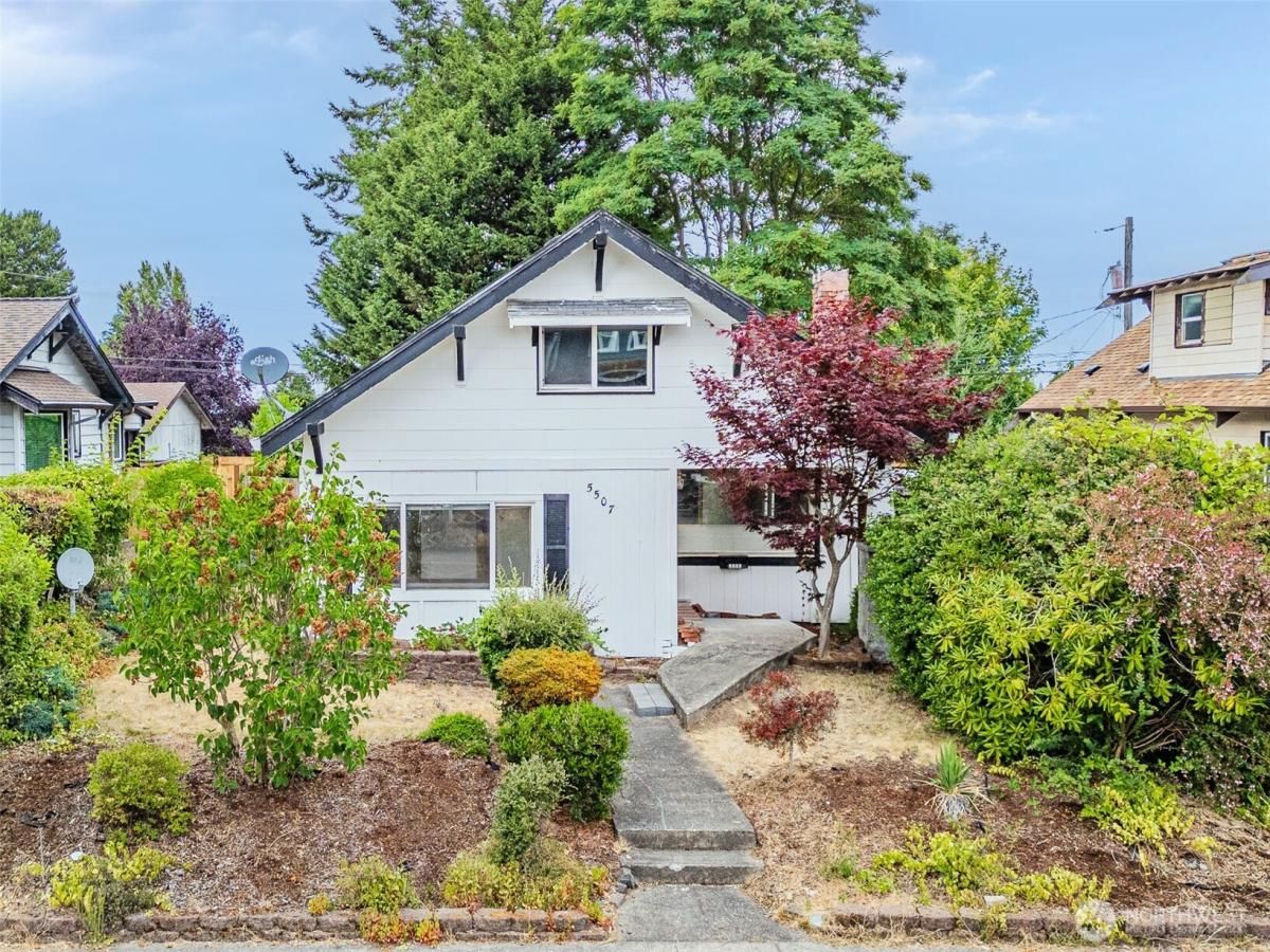 MLS #NWM2408139 image #0