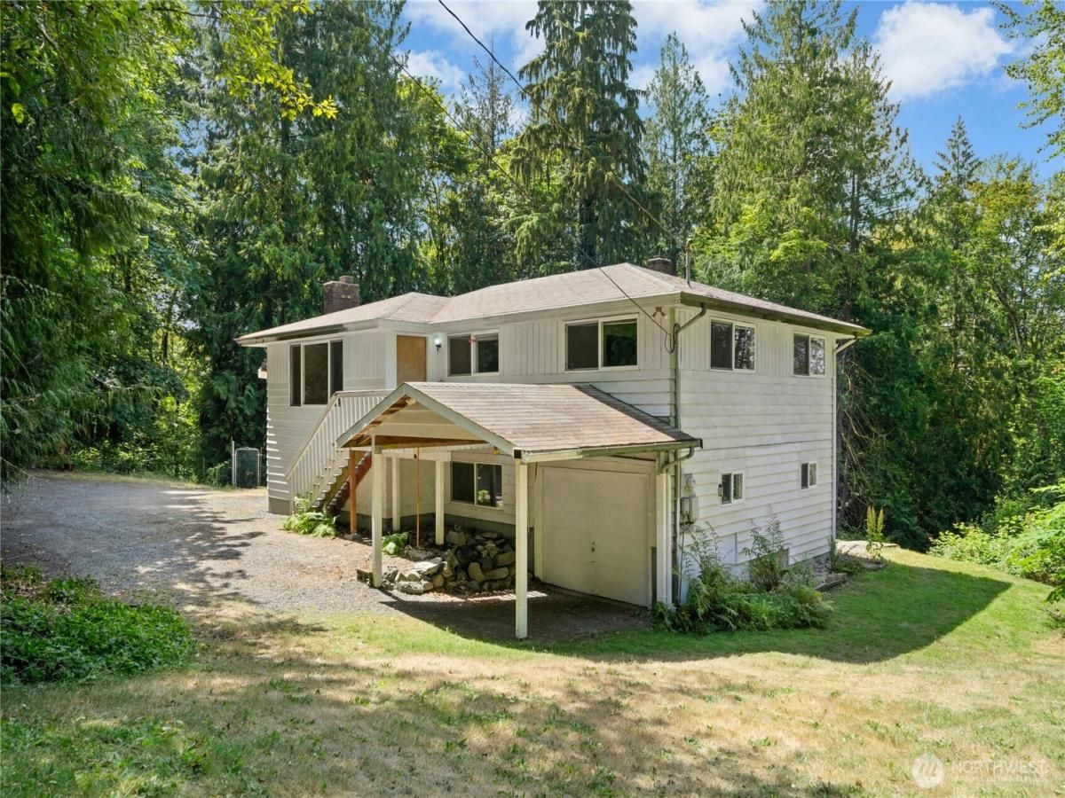 MLS #NWM2408153 image #0