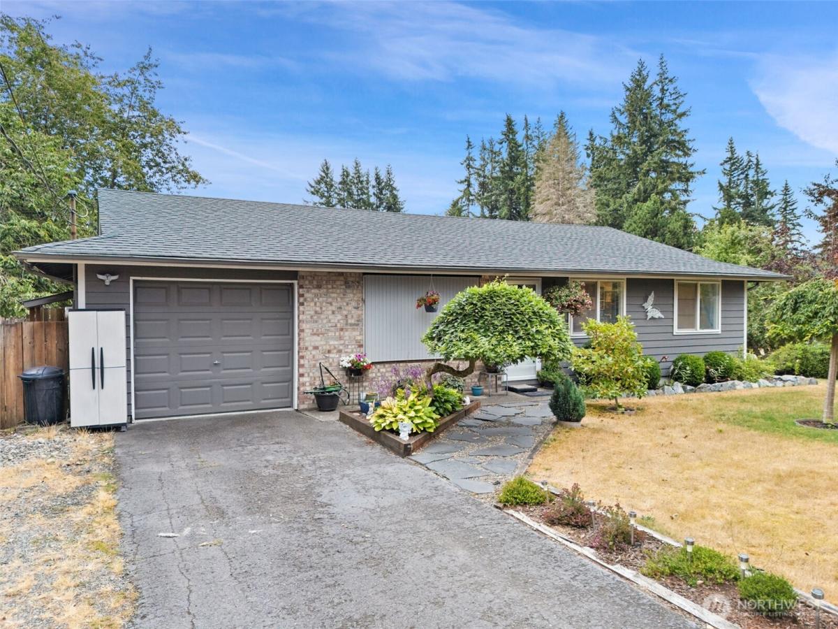 MLS #NWM2408367 image #0
