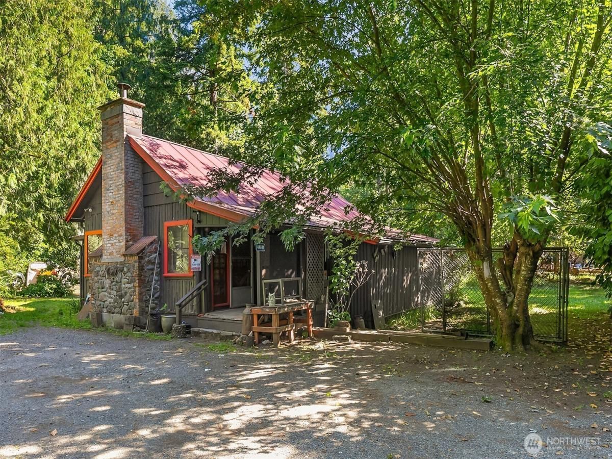 MLS #NWM2408378 image #0