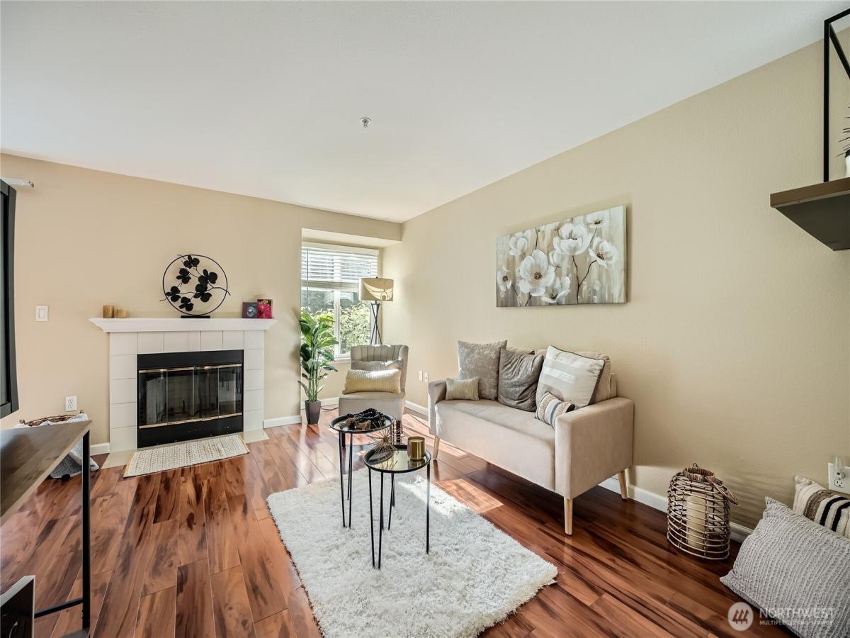 MLS #NWM2408381 image #0
