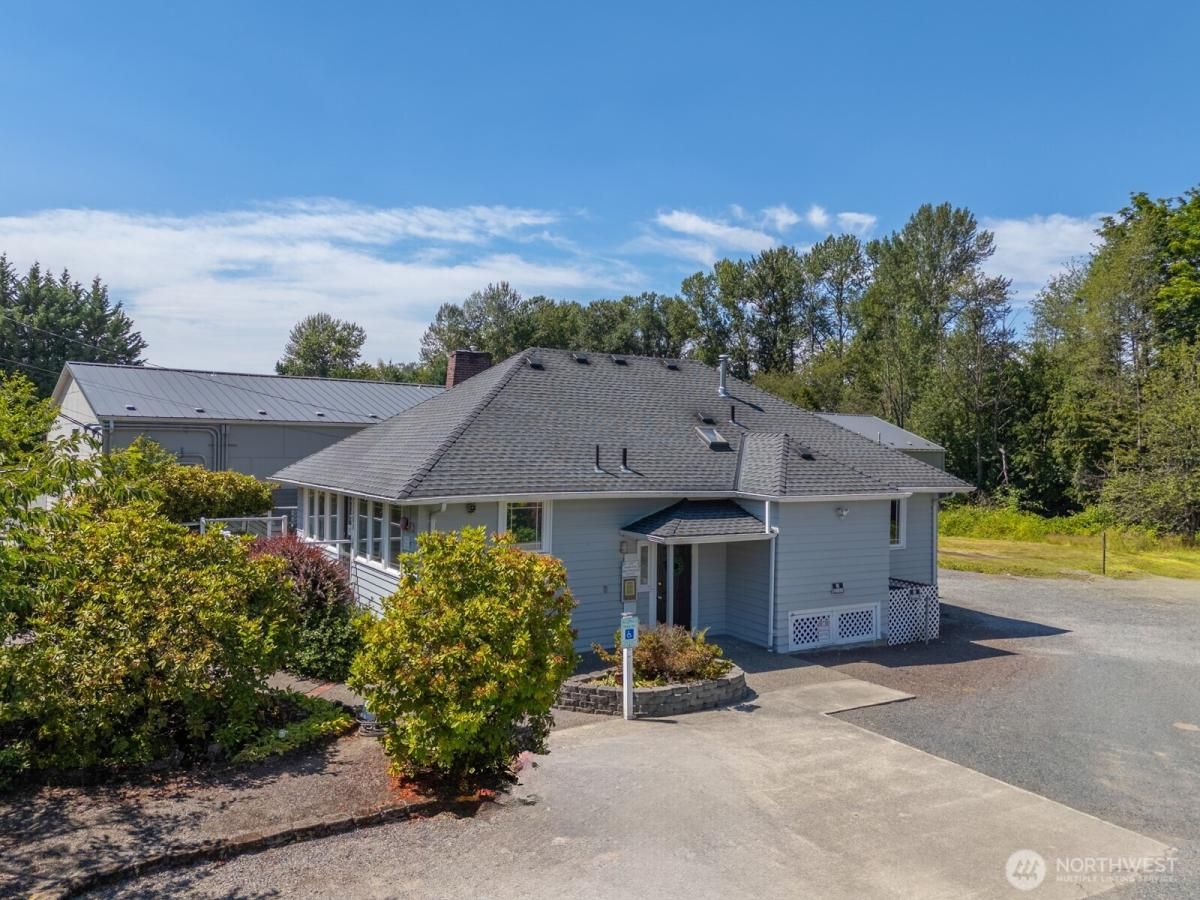 MLS #NWM2408508 image #0