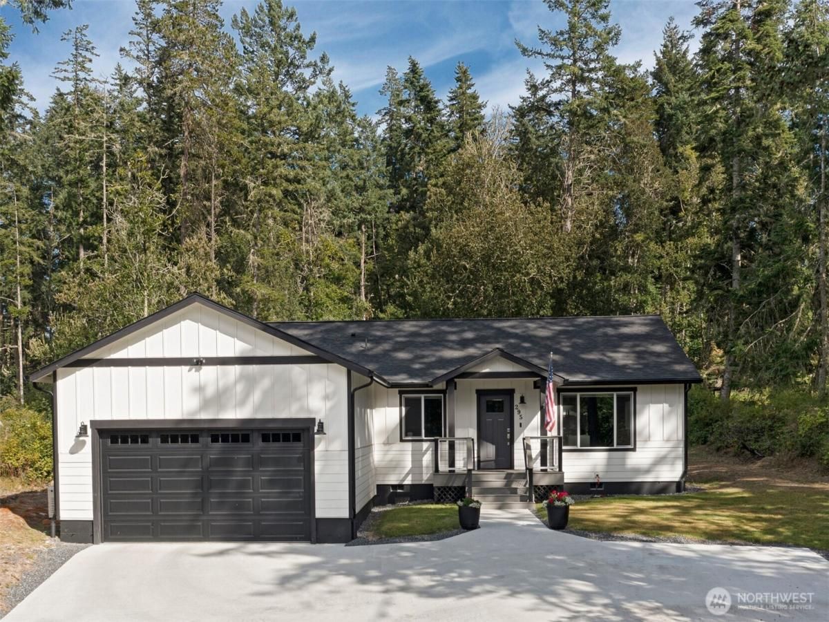 MLS #NWM2408956 image #0